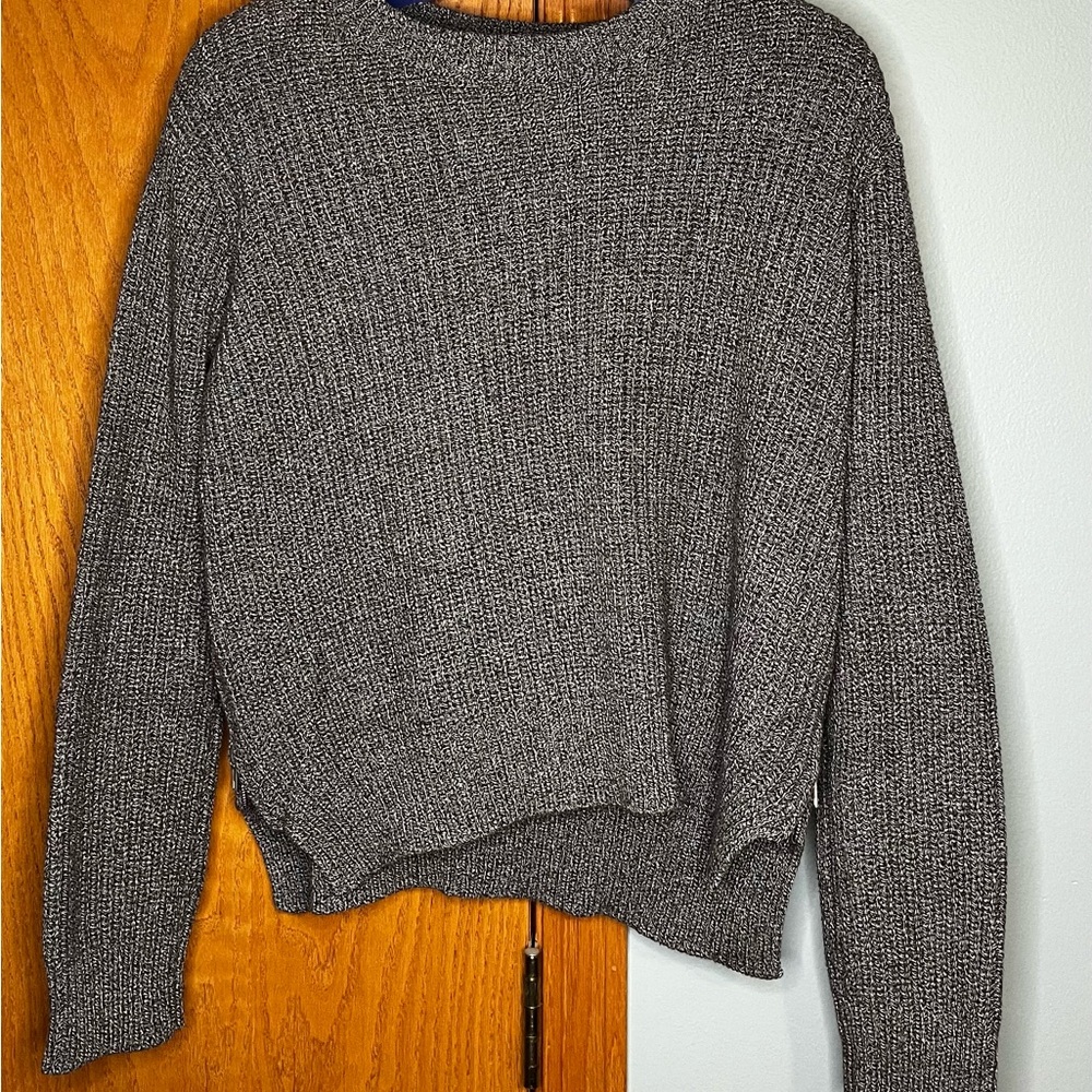 H&M Gray Crew Neck Sweater